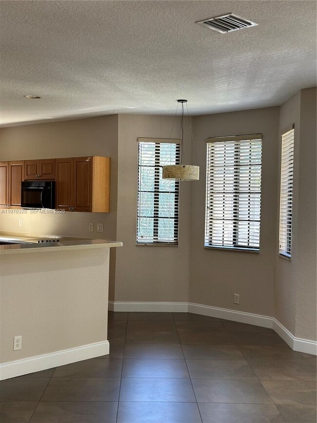 Photo - 2810 Center Ct Dr