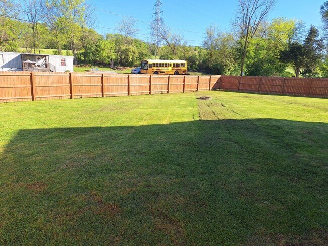 Photo - Country Living at its Best!!