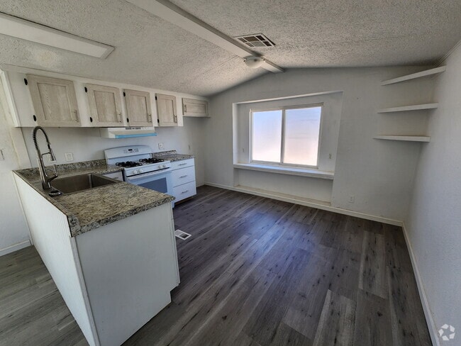 Building Photo - 3108 E Ames Ave Rental