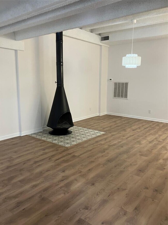 Photo - 5914 Lago Vista Way Unit C23