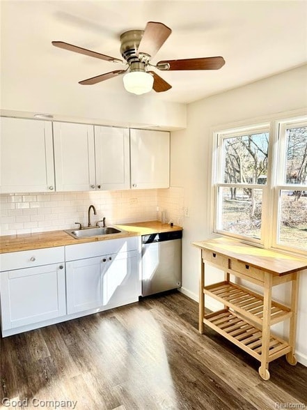 Photo - 18846 Poinciana