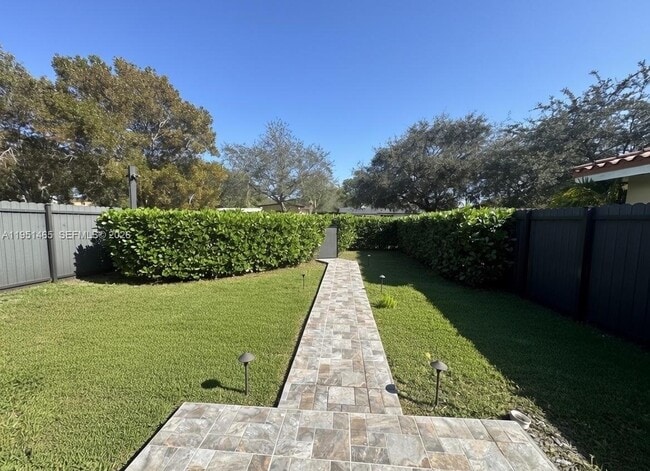 Photo - 10504 SW 77th Ct