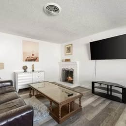 Photo - 5365 Elsinore Way Unit 1