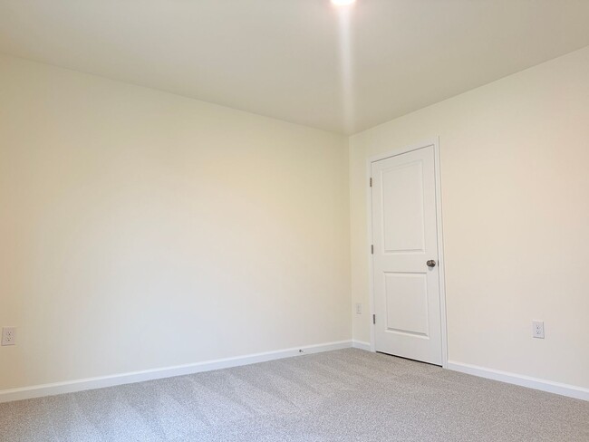 Photo - 402 N Walnut St