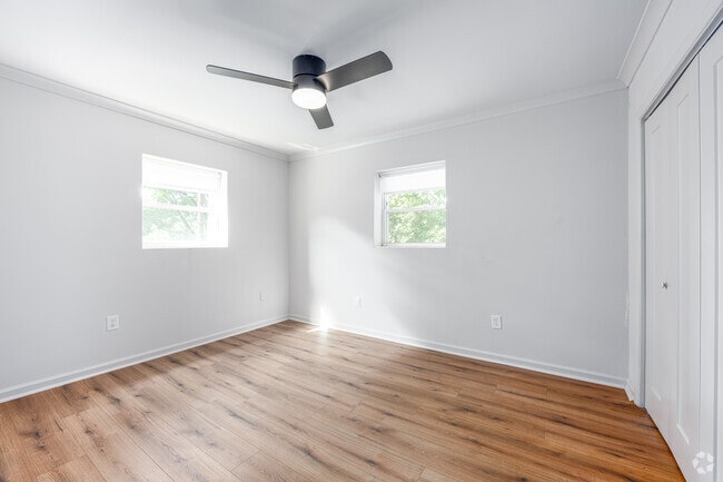 2BR, 1BA - 1,100SF - Second Bedroom