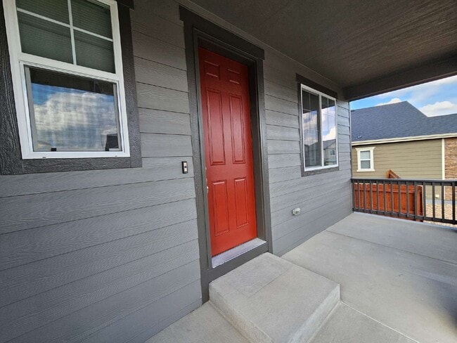 Photo - 1385 Castle Creek Cir