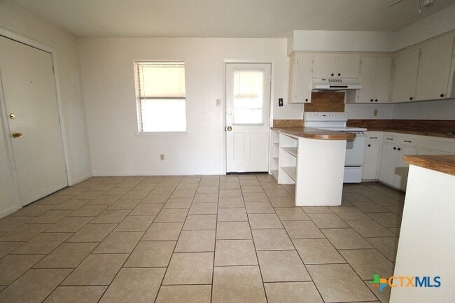 Photo - 803 Michelle Dr