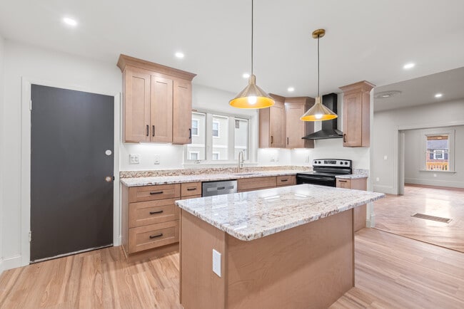 Photo - 62 Locust St Unit 1