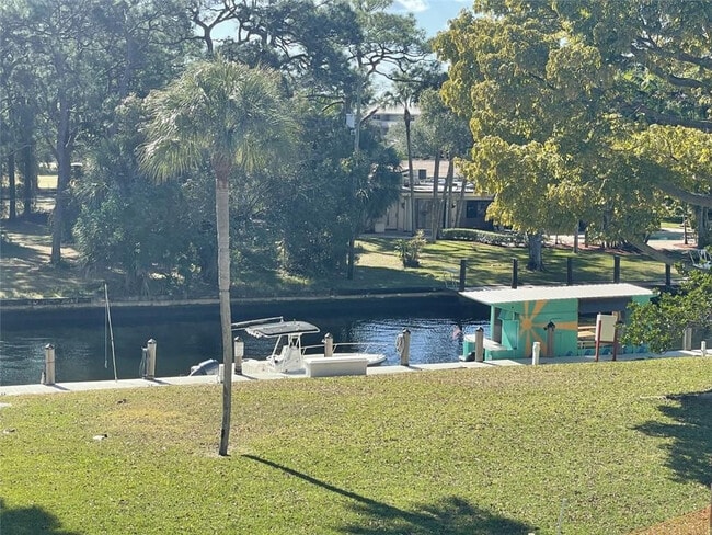 Photo - 1000 River Reach Dr Unit 310