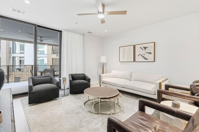 Photo - 82 Island Dr Unit 8202