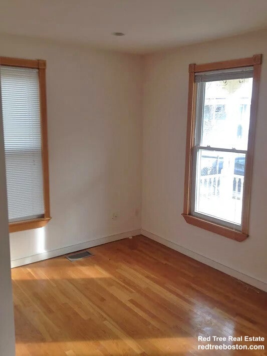 Photo - 49 Pearl St Unit 1