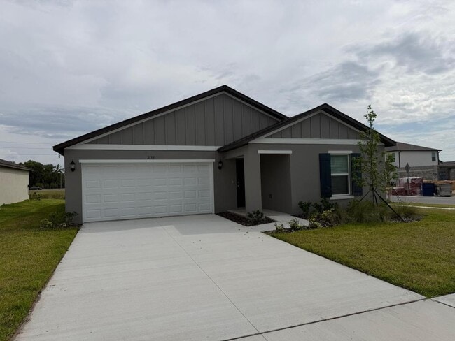 Building Photo - 2155 Lone Oak Ln