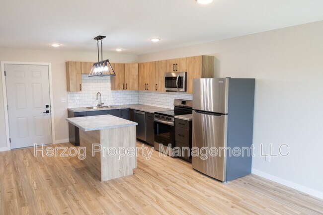 Photo - 3425 Eischen Ct Unit Apt 105