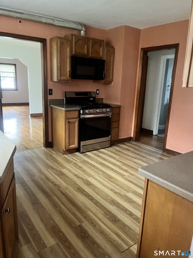 526 Franklin Ave Unit 1