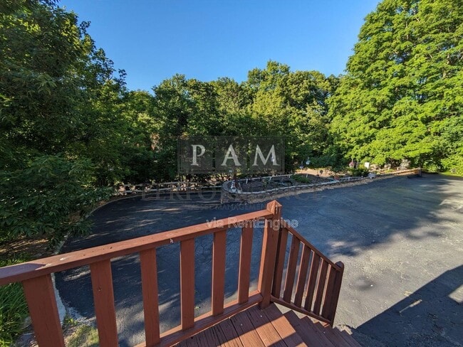 Photo - 21225 Mary Lynn Dr