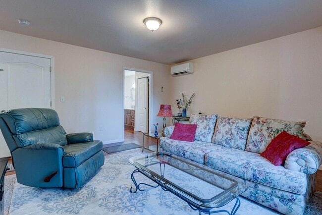 Photo - 295 W Rhodena Dr Unit Basement Apartment