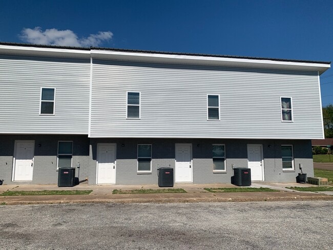 Building Photo - 961 Old Hickory Blvd Rental
