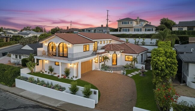 Photo - Completely Remodeled, Custom 4BR3.5BA Hilltop Home w/ Incredible Panoramic Ocean/Whitewater/Coast...
