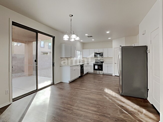 Photo - 6335 W Branham Ln
