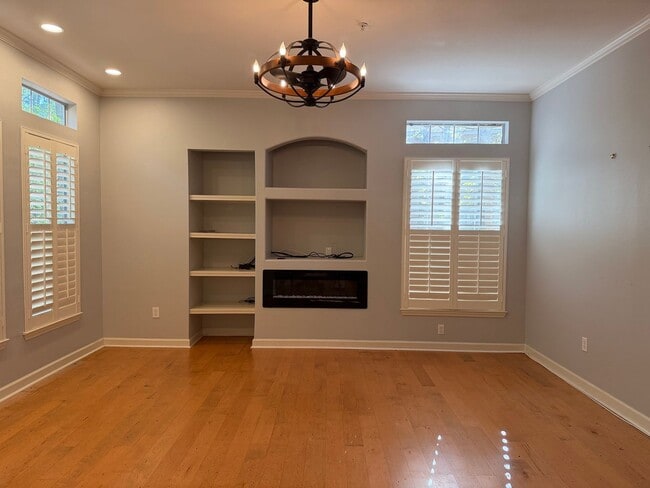 Building Photo - The Preserve at Indigo Run - First Floor with Garage and Screened Porch! Unit 1321