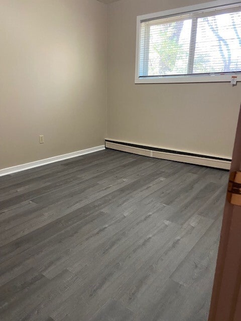 Photo - 422 4th Av N