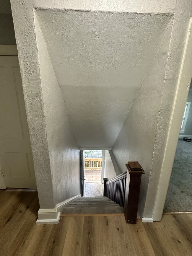 Photo - 1020 Emerson Ave