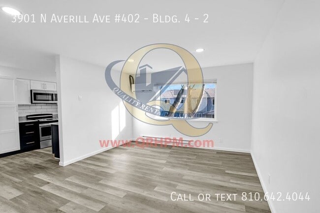 Photo - 3901 N Averill Ave Unit 2