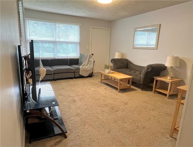 Photo - 2560 Walton Way SW