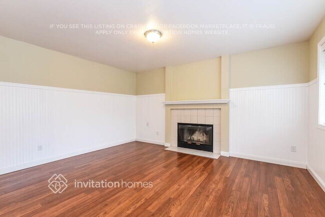 Photo - 3525 Crystal Ridge Dr SE