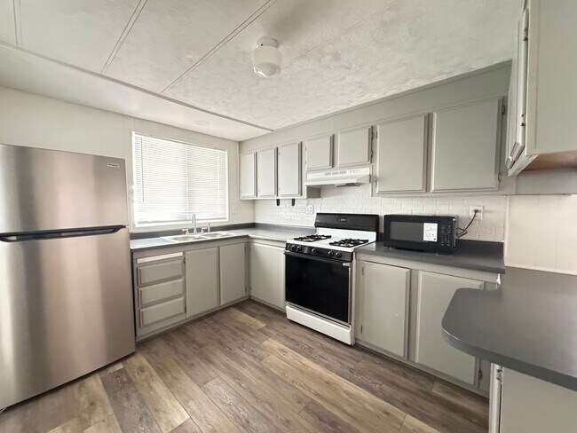 Photo - Spacious 2 bedroom