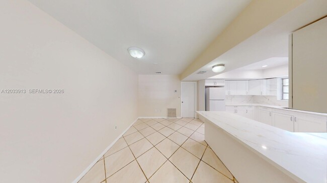 Photo - 7882 Grand Canal Dr Unidad 7882
