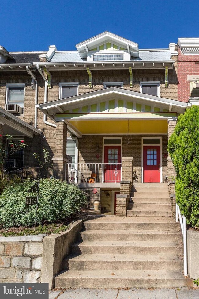 Photo - 4114 New Hampshire Ave NW Unidad 2