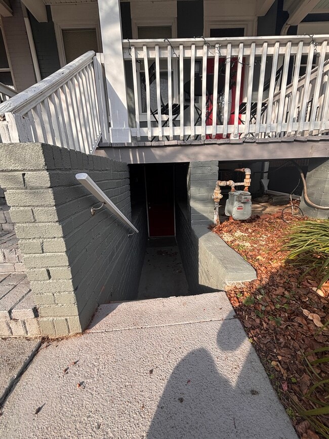 Photo - 449 Newton Pl NW