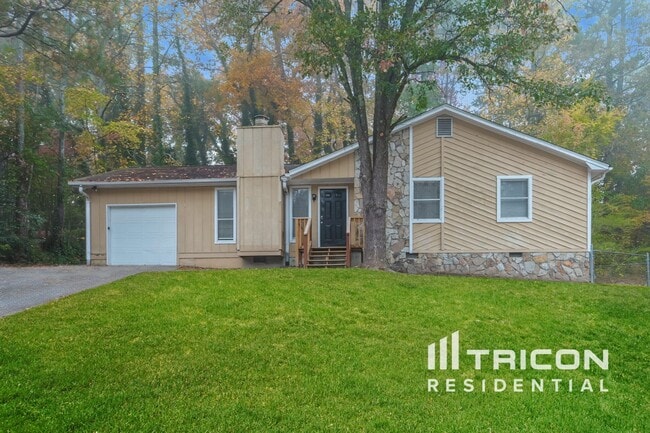 Building Photo - 4063 Tanglewood Rd