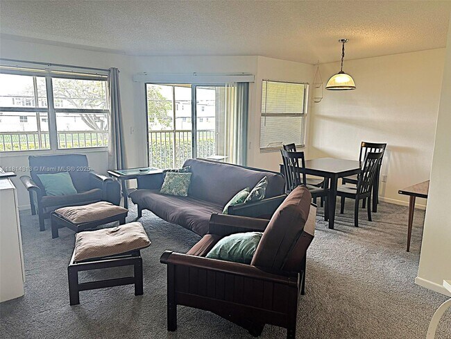 Photo - 2274 SE 27th Dr Unit 205-F