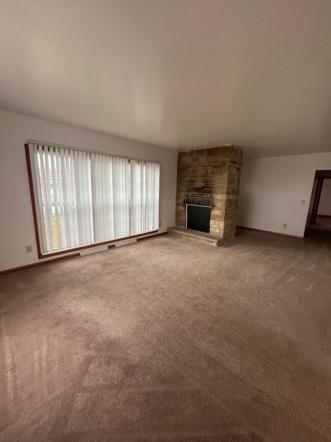 Photo - 3 Bedroom Home