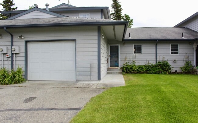 Building Photo - LONGTERM KENAI TOWNHOME