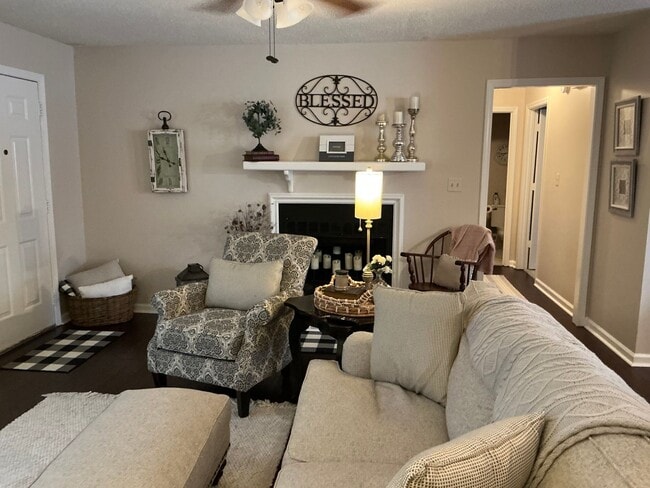 Photo - 2157 Watertown Pl