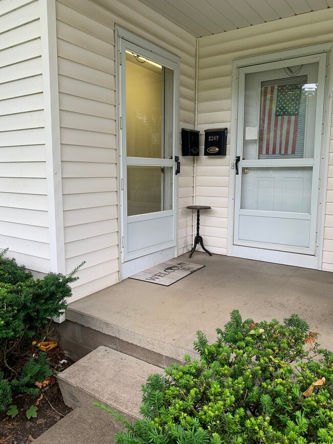 Photo - 3259 Iroquois Rd Apartamentos Unidad 3259 Iroquois Rd - upper
