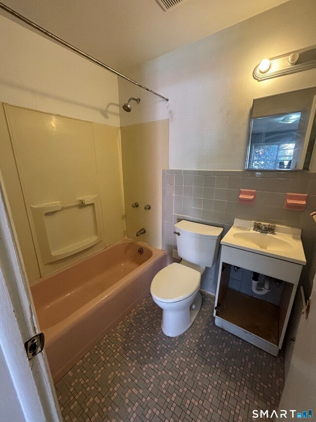 Photo - 89-91-91 Jetland Pl