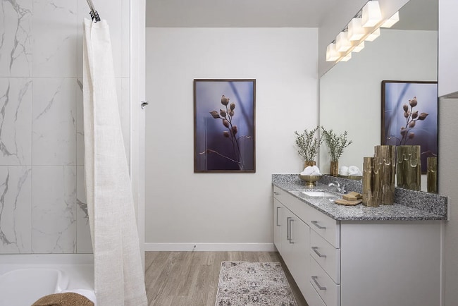 Photo - 19939 Longenbaugh Rd