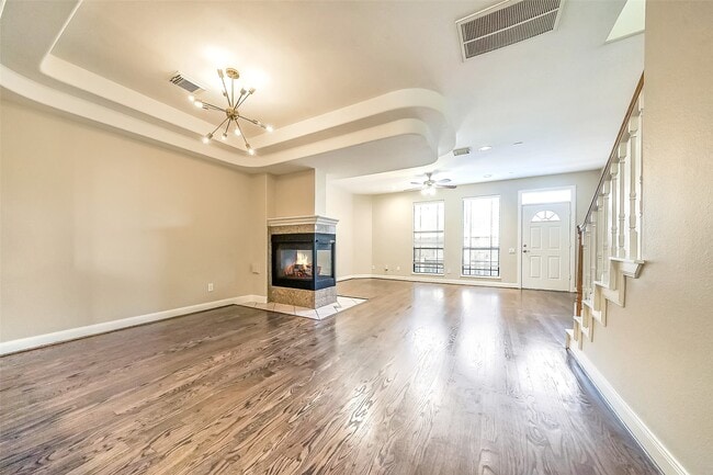 Photo - 2406 Calumet St