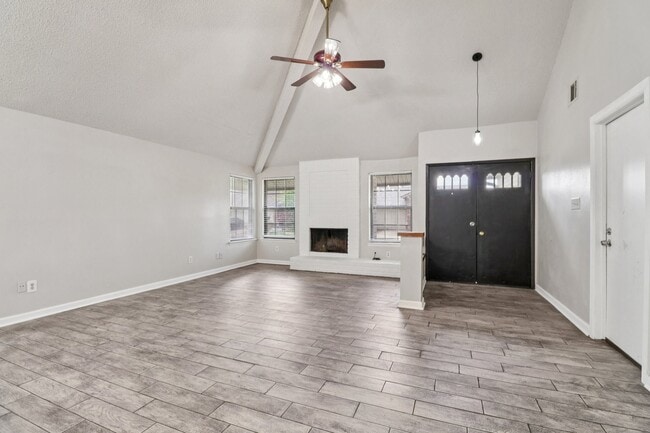 11306 Bayou Pl Ln