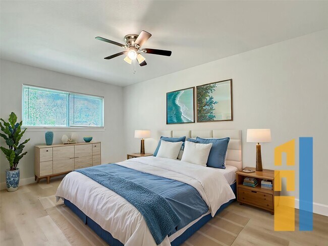 Photo - 1016 E Walker St Unit 4