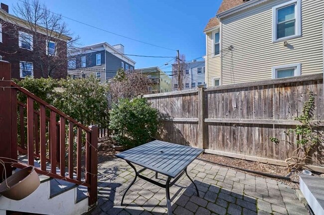 Photo - 17 Clary St