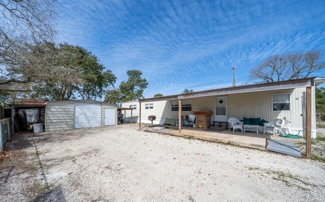 Photo - 351 Palm Dr