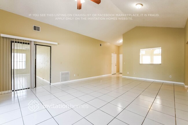 Photo - 156 Honeywood Dr