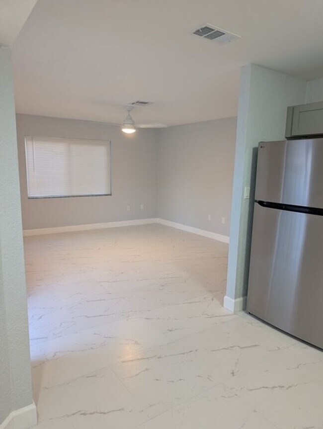 Photo - Beautifully Remodeled West Bradenton Duplex – 2 Bedroom | 1 Bath