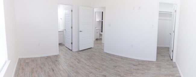 Photo - 2020 E Valley Cir Unidad A