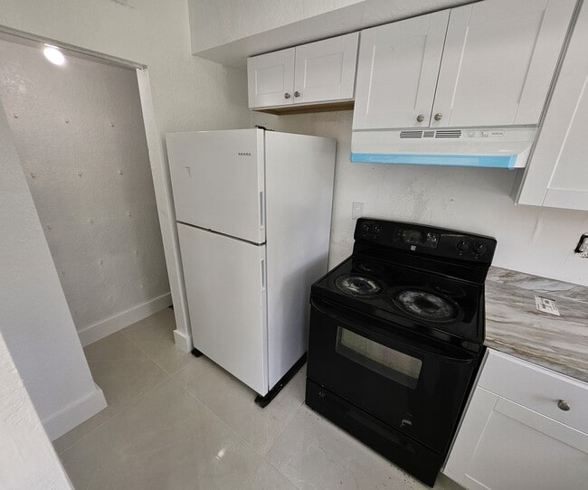Photo - 450 NW 84th St